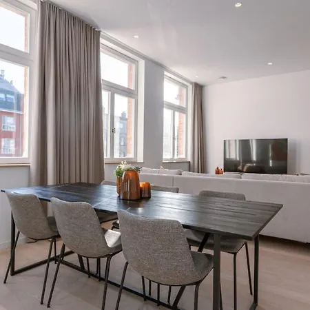 Apartment Luxurious In Town House Near The Blankenberge