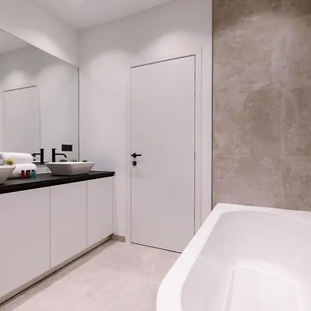 Luxurious In Town House Near The Apartamento Blankenberge