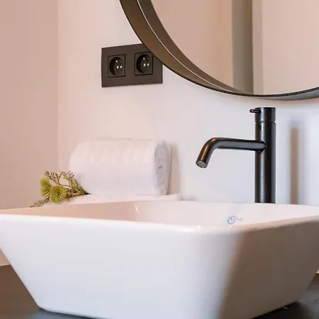 Apartamento Luxurious In Town House Near The *